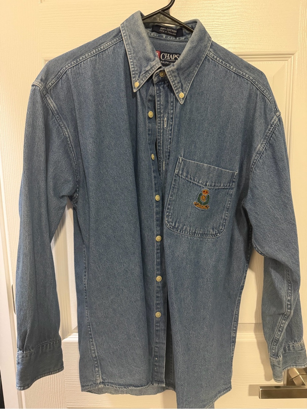 Vintage Chaps Ralph Lauren Men’s Medium Denim Shirt Crest Logo 90s Button Down